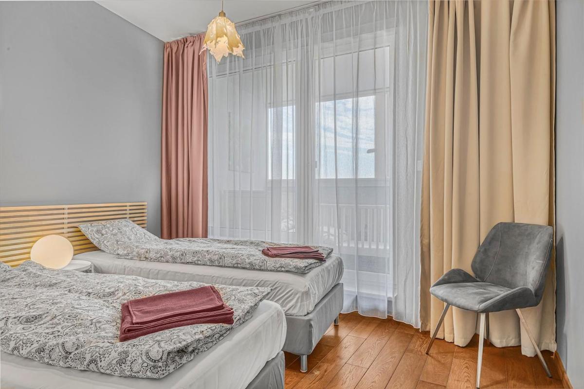 Apartament New Large Apartment, Free Parking! Praga